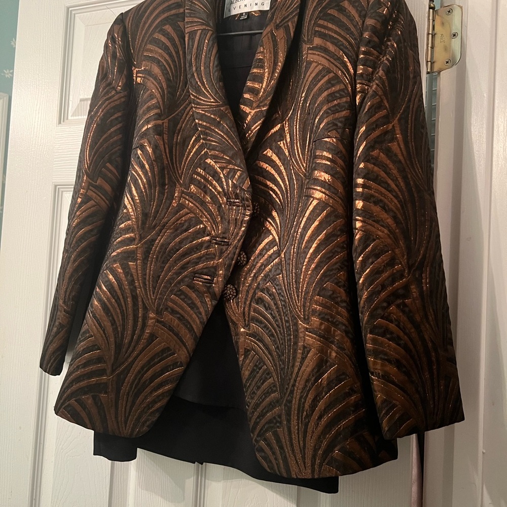 Albert Nipon Black and Gold Patterned Blazer